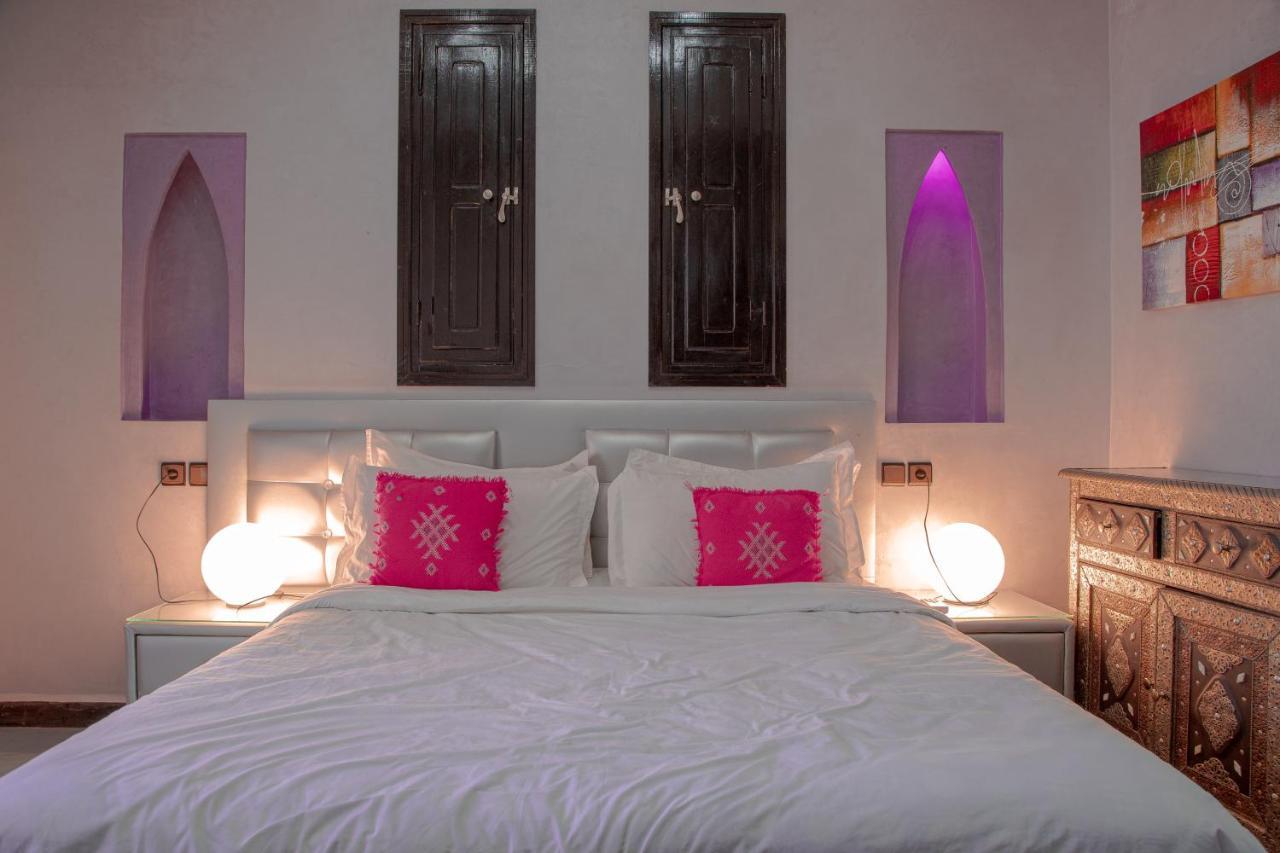 Jnanat Aicha Guesthouse Wawizelte エクステリア 写真