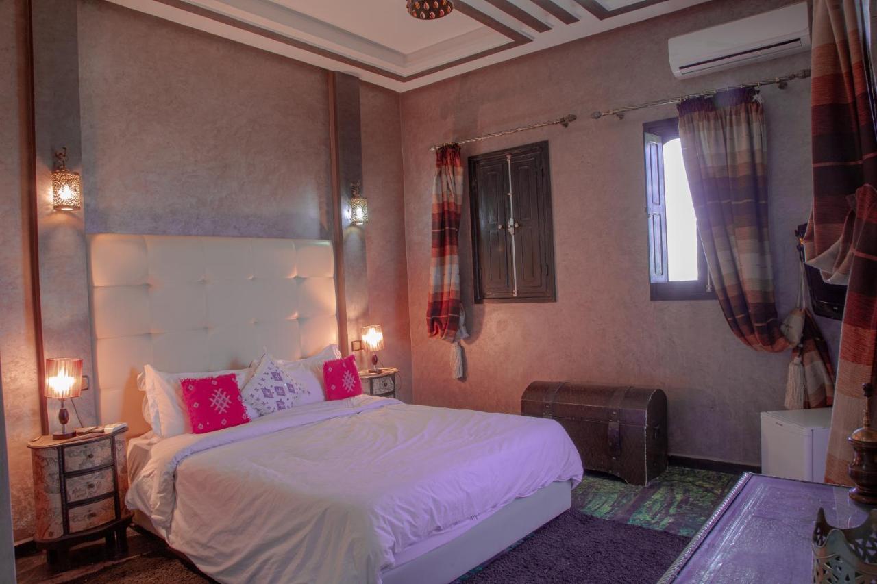 Jnanat Aicha Guesthouse Wawizelte エクステリア 写真