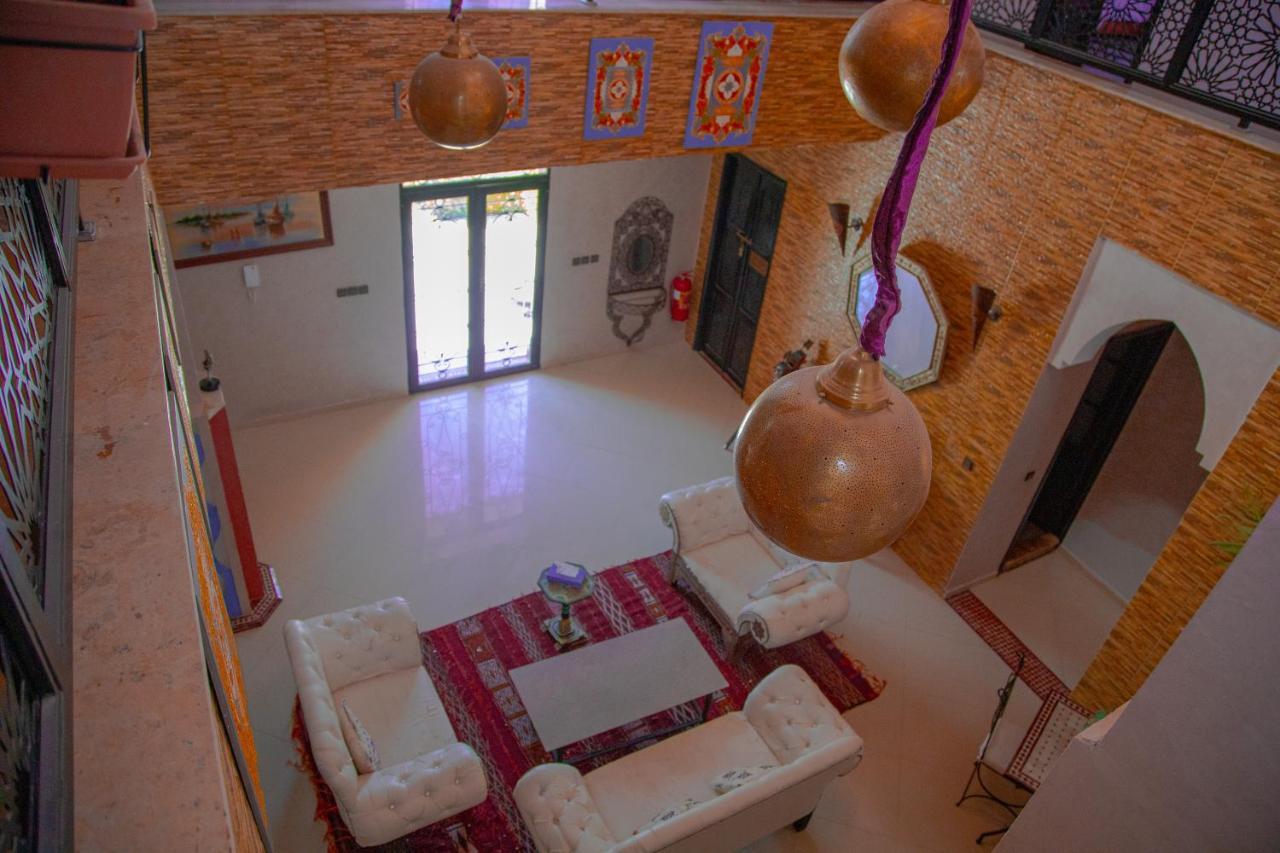 Jnanat Aicha Guesthouse Wawizelte エクステリア 写真