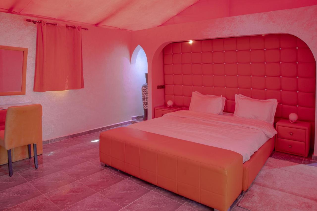 Jnanat Aicha Guesthouse Wawizelte エクステリア 写真